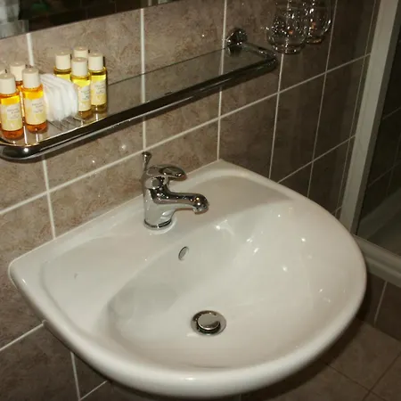 Отель Krakonos 3*