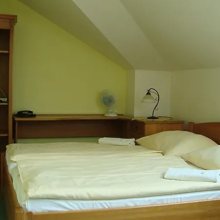 Hotel Krakonoš 3*