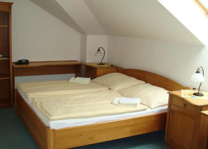 Krakonos Hotel 3*