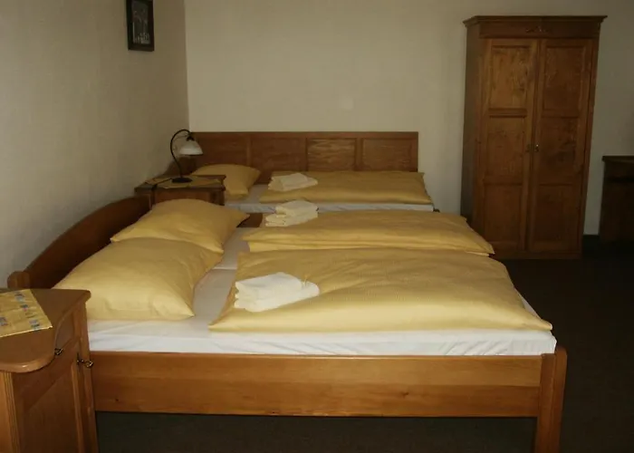 Krakonos Hotell 3*